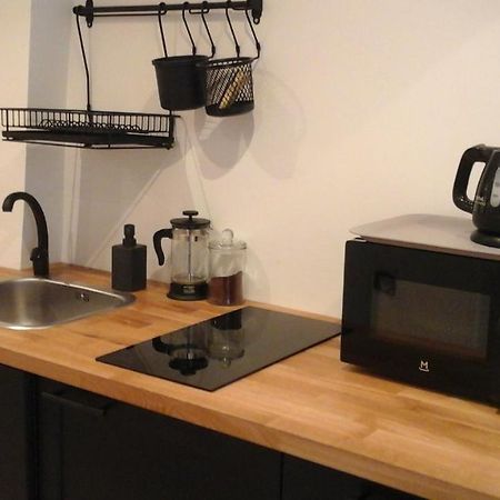 Kira Hotel Uzès Екстериор снимка
